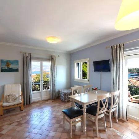 Apartment Nautilus Luxury Galaxidi